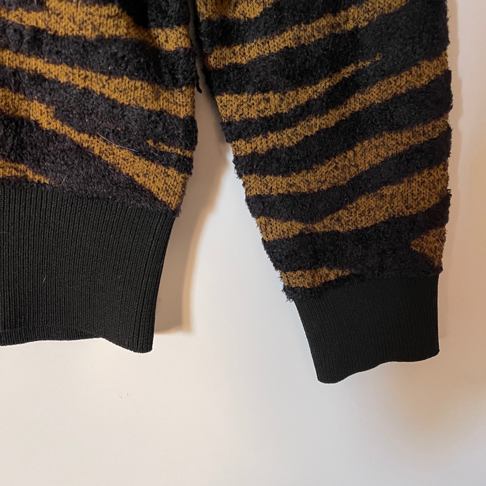 NWT Philosophy‎ Textured Animal Print Sweater Size M - Picture 3 of 8